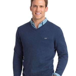• Vineyard Vines - Lightweight Heathered V-Neck Sweater - Navy